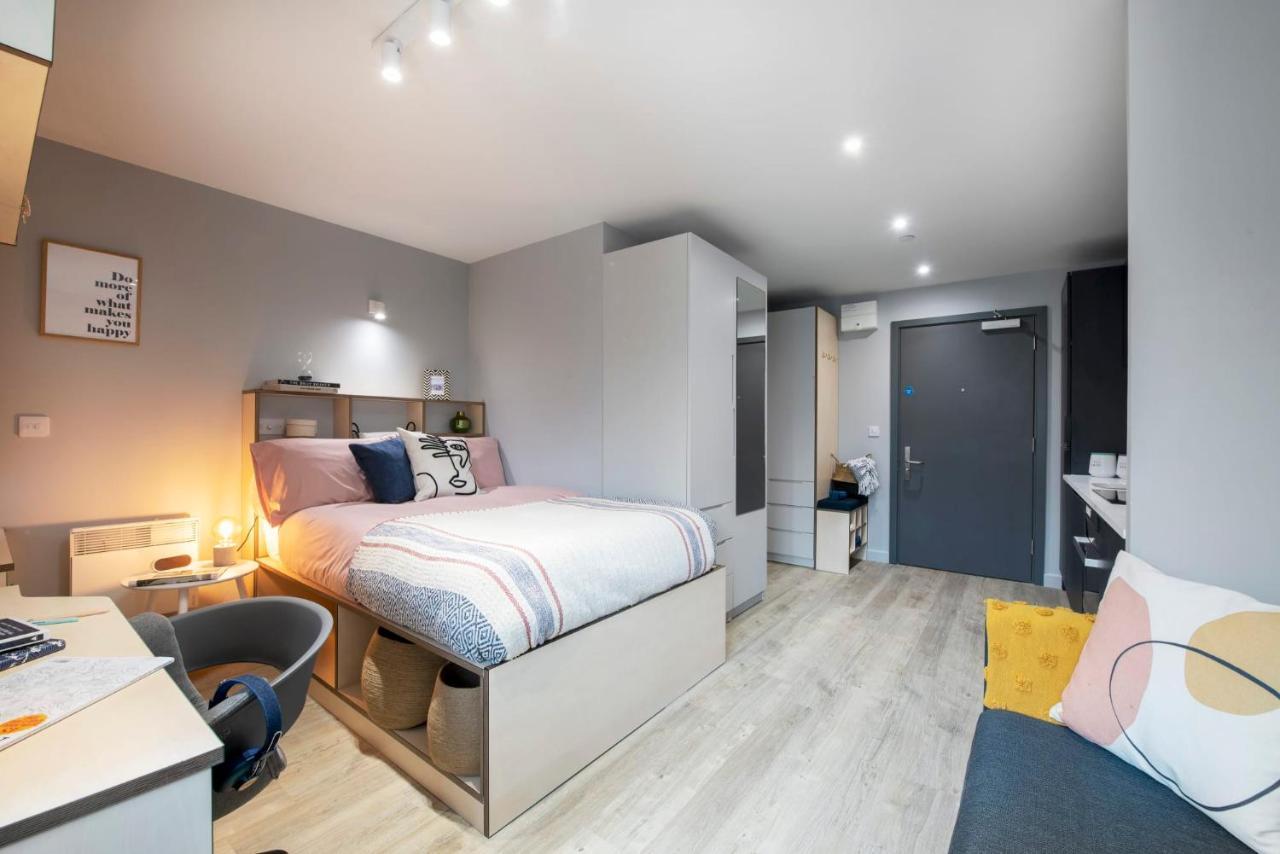 Sleek Studios, Apartments And Private Bedrooms At Silk Mill Close To Edinburgh Old Town Экстерьер фото